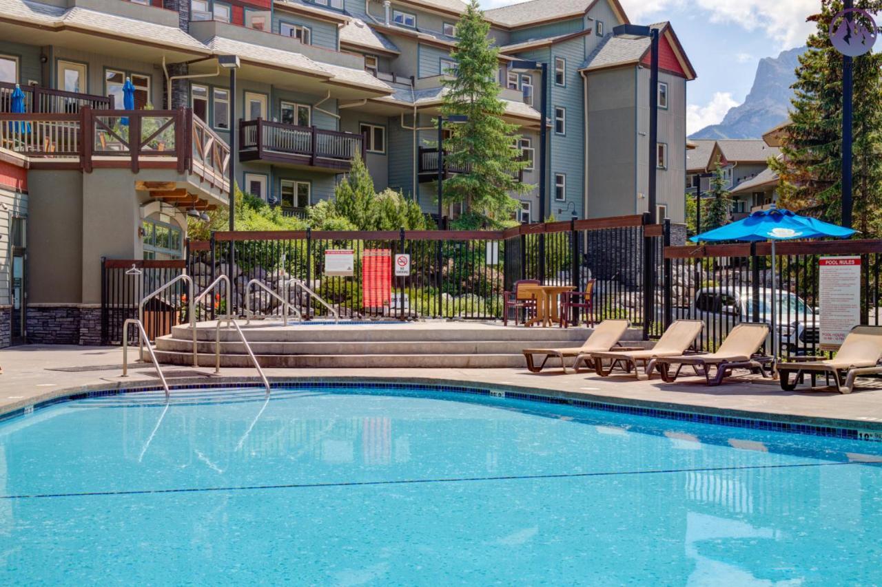 Modern Nordic 2 Bedroom Mountain View Condo Canmore Exterior photo